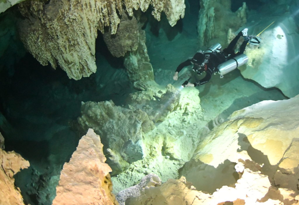 Cenote Diving Package Dos Ojos